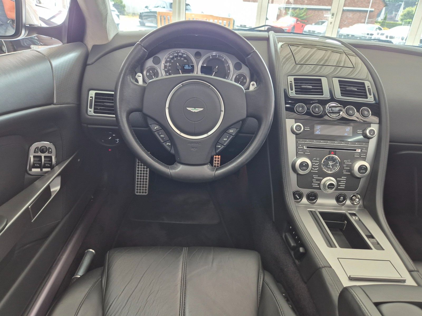 Fahrzeugabbildung Aston Martin DB9 Volante 6.0 Luxury Edition im Sammlerzustand