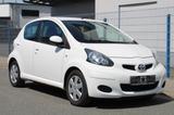 Toyota Aygo AYGO Cool - Toyota aus 2011