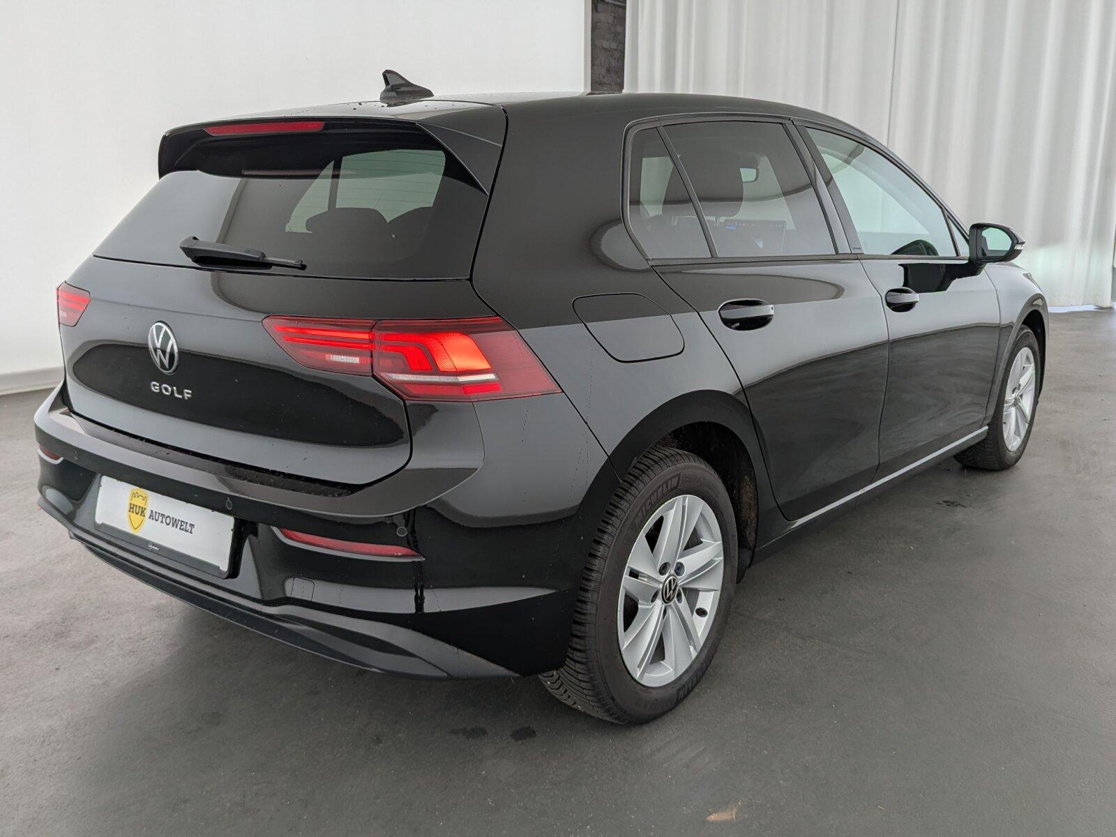 Volkswagen Golf VIII 1.5 TSI Life NAVI+AHK+ACC+SHZ+PDC+, миниатюра 5
