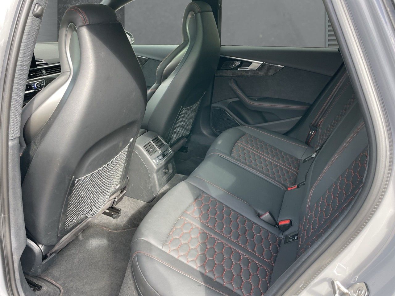 Audi RS4 - Bild 10