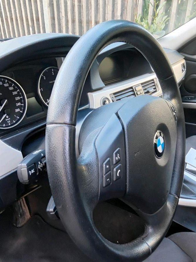 BMW 320 2012 — photo 9