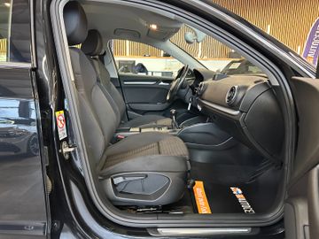 Audi A3 Sportback ambition *1. Hand*AHK*Klima*Radio*