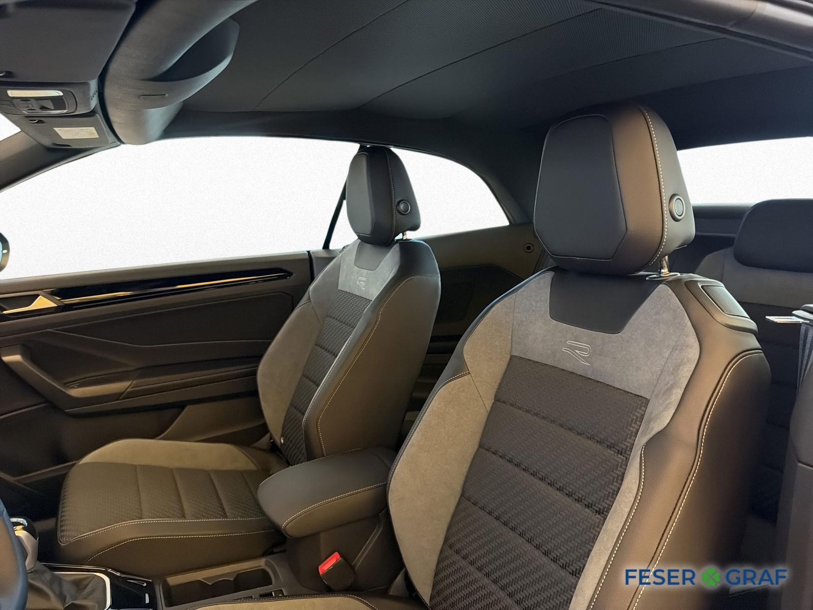 Volkswagen T-Roc - Bild 9