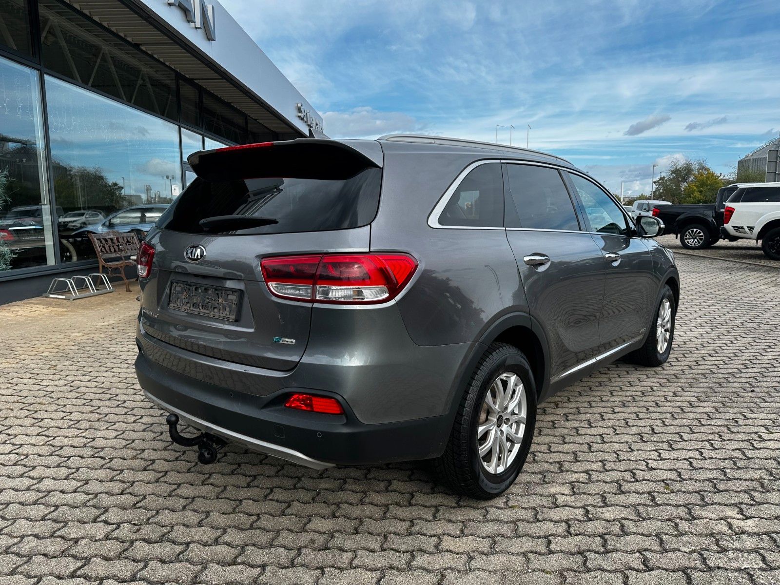 Fahrzeugabbildung Kia Sorento Spirit 4WD Leder Klimaaut.