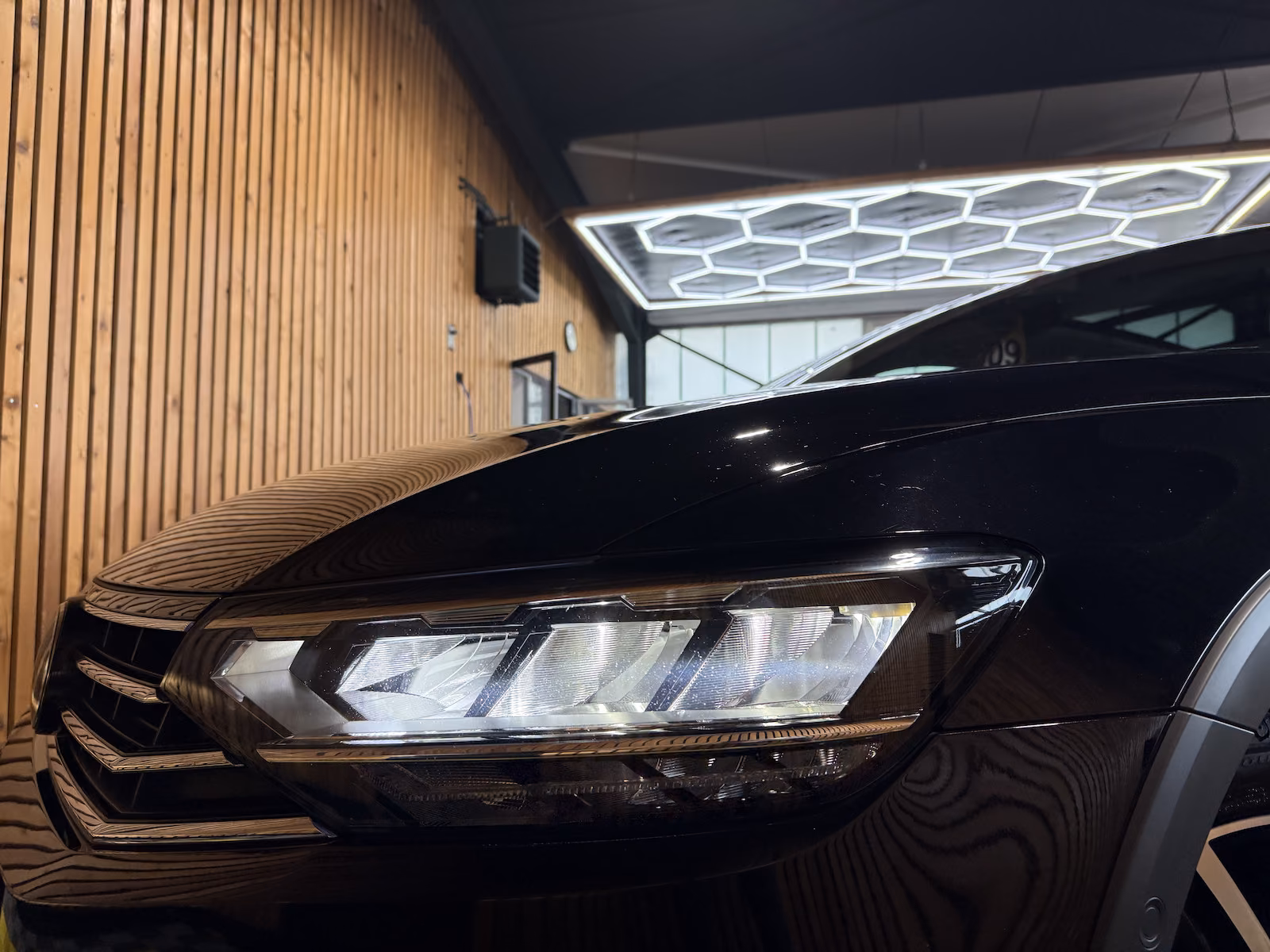 Volkswagen Passat 2,0 TDI 4M DSG Navi*360*Pano*AHK, миниатюра 16