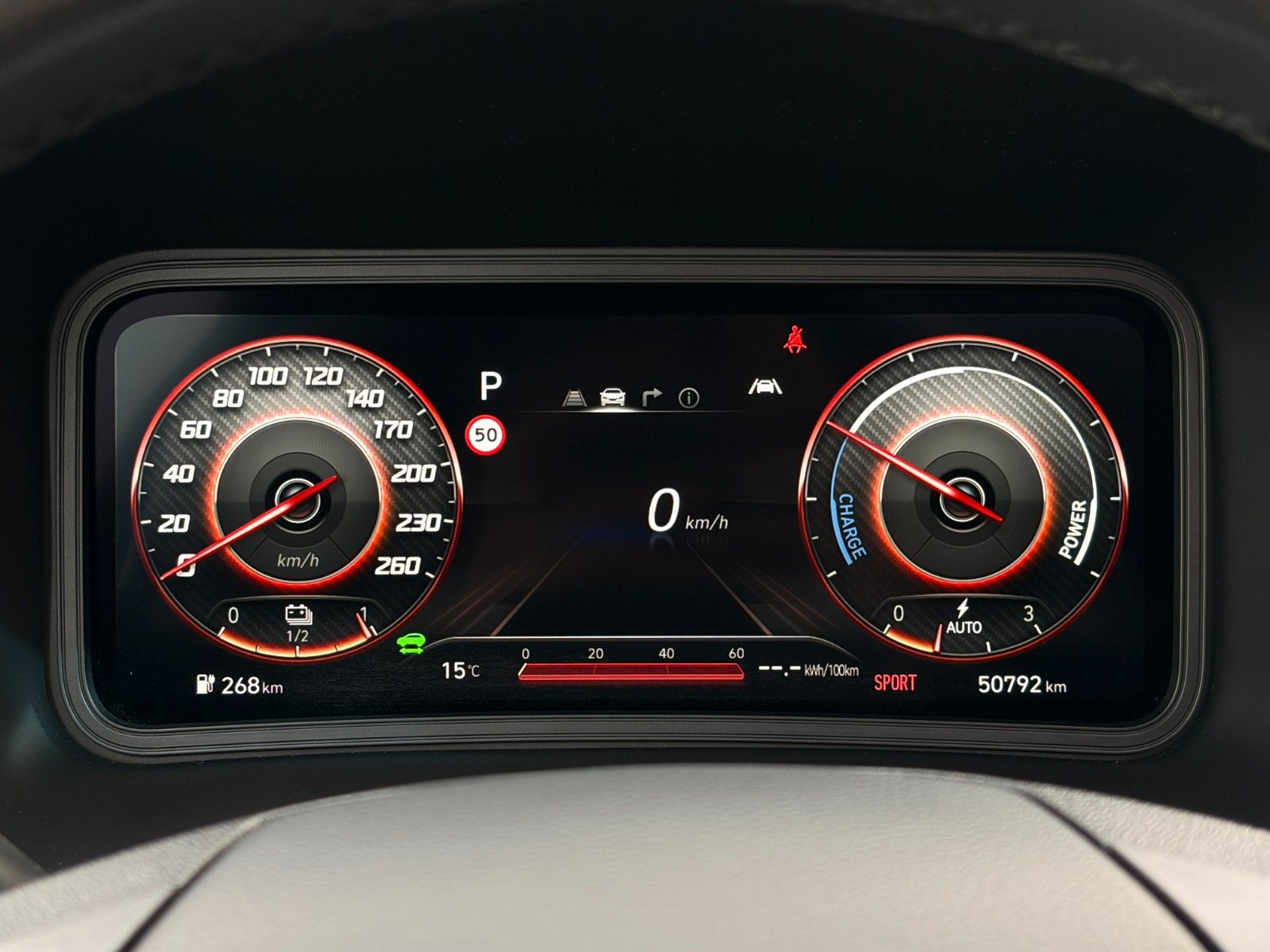 Fahrzeugabbildung Hyundai Kona E Trend 2WD Kamera Schiebedach ACC HuD LHZ