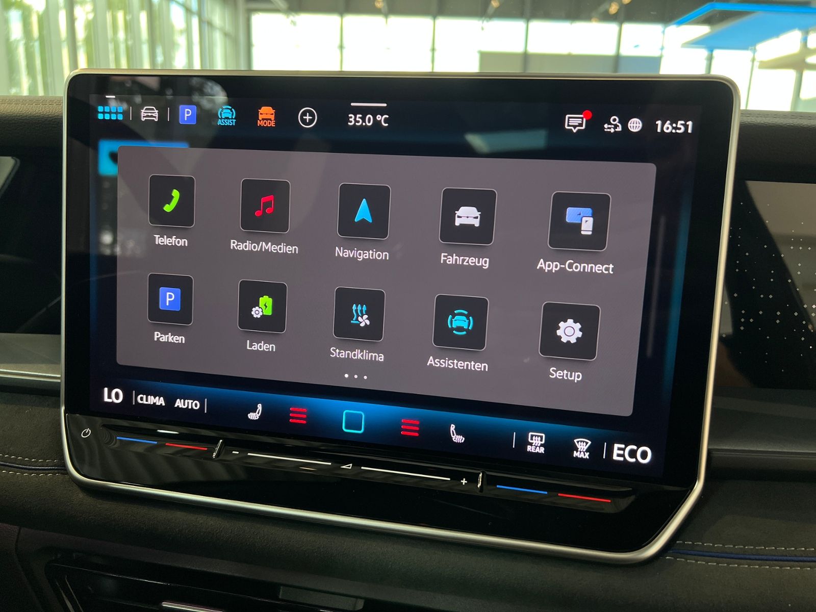 Fahrzeugabbildung Volkswagen Tayron R-Line 1.5 eHybrid DSG *AHK,LM-20",Harman