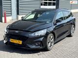 Ford Focus Wagon 1.0 EcoBoost Hybrid ST Line Business - Ford Focus Business mit Hybrid-Antrieb (Benzin/Elektro)