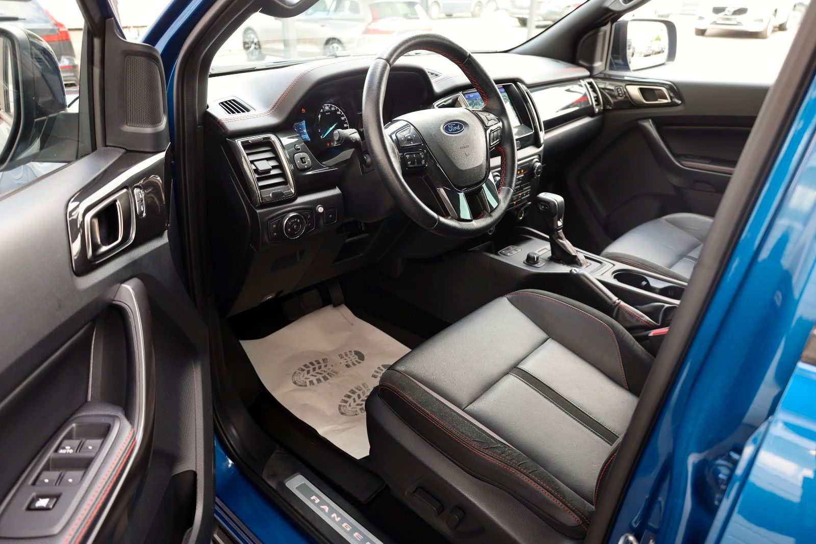Fahrzeugabbildung Ford Ranger Stormtrak/Wildtrak ,Standhzg,Rollo el.AHK