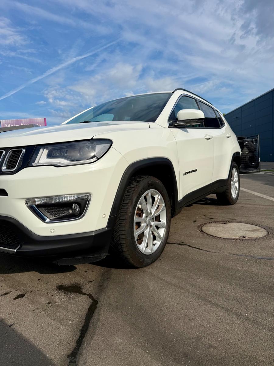 Jeep Compass 1.3 T-GDI 110kW Limited DCT Limited