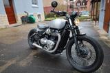 Triumph Bonneville Bobber Custom - Offers