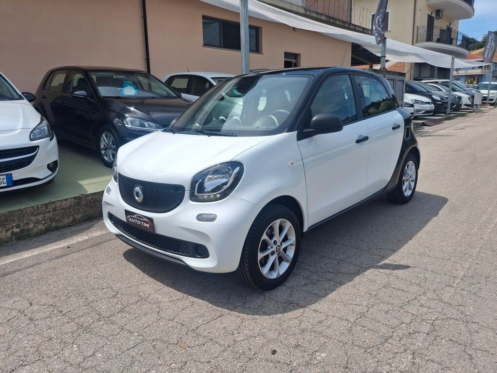 Image of Smart ForFour