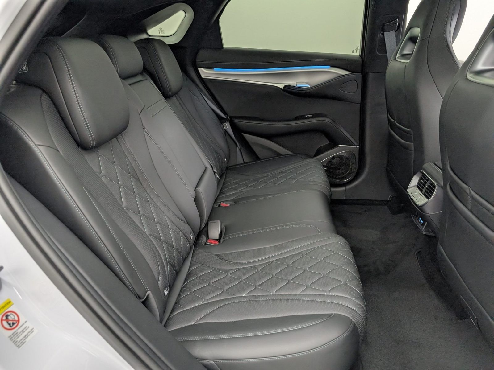 BYD SEALION 7 Sealion 7 Comfort Dynaudio Kamera Navi LED – Bild 13