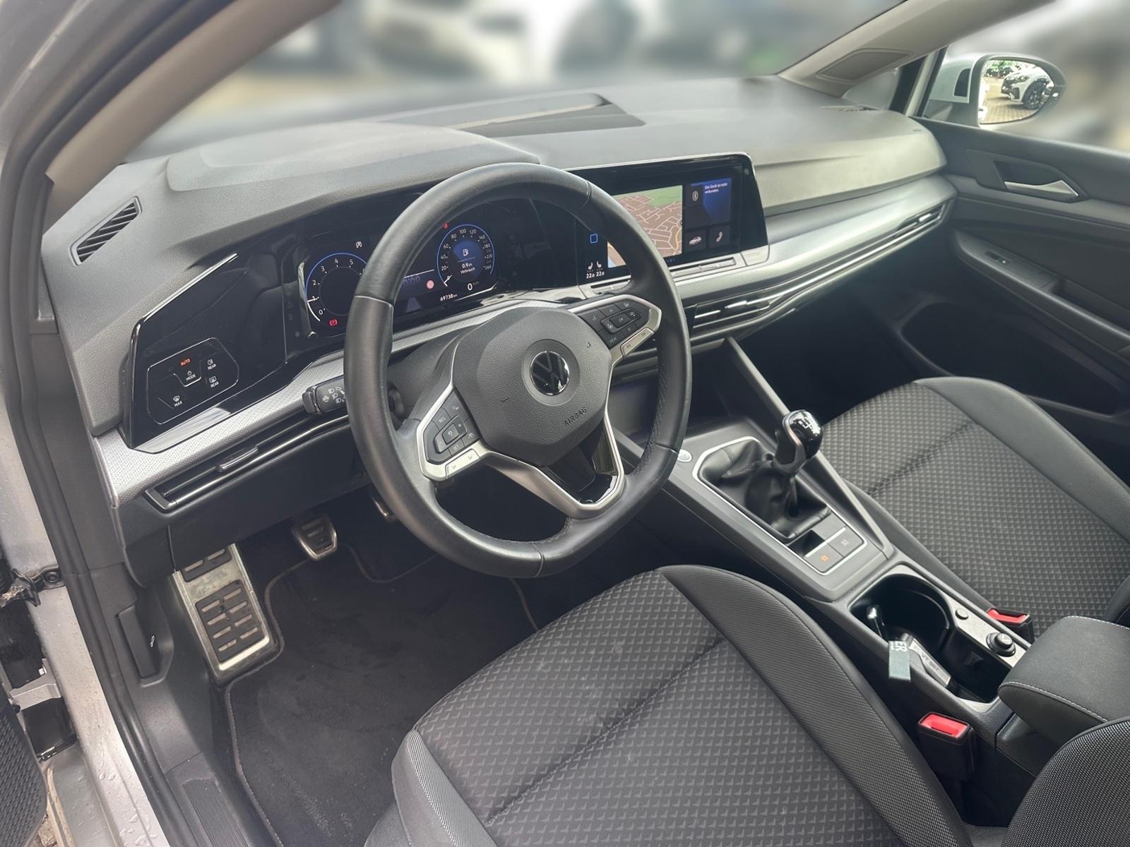 Volkswagen Golf VIII 1.0 TSI Life *NAVI*STANDHEIZUNG*KAMERA, миниатюра 9