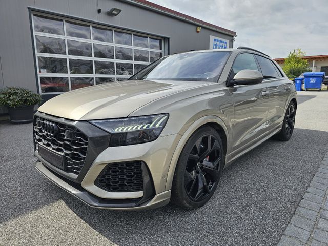 Audi RSQ8 quattro S-line *Audi exclusive Karatbeige*