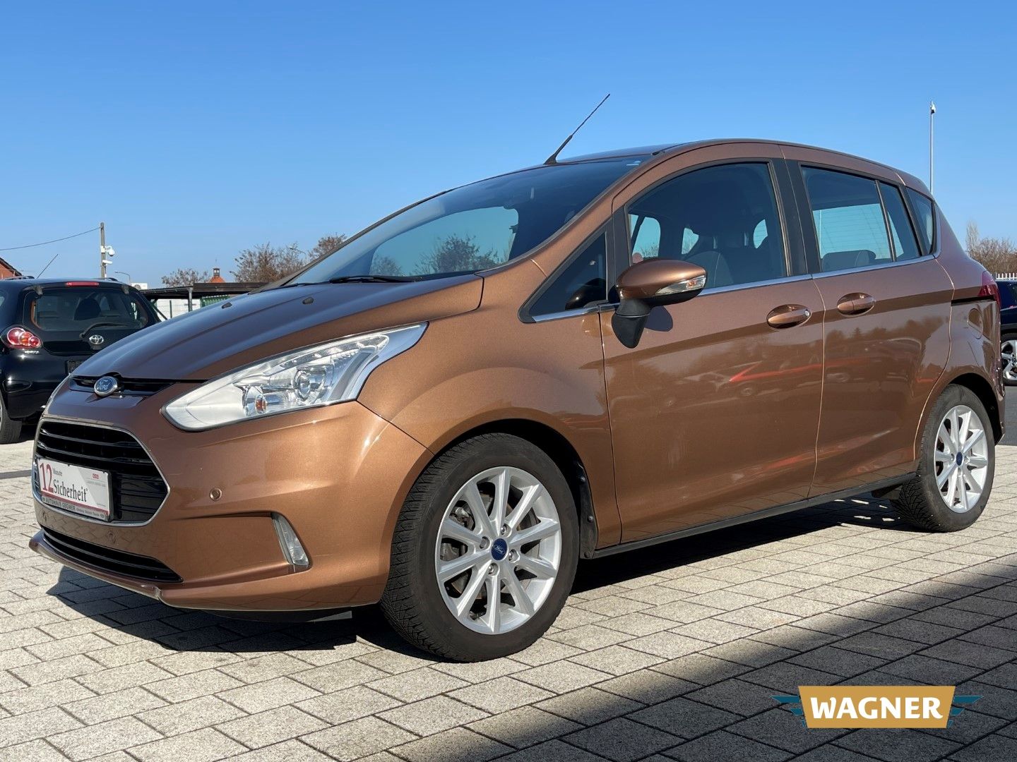 Fahrzeugabbildung Ford B-Max Titanium Klimaanlage Sitzheizung