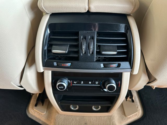 MYAUTOCENTER – Gebraucht- und Jahreswagen mit Werkstattservice in Pfaffenhofen BMW X5 xDrive 30 d *Nightvision*AHK*LED*