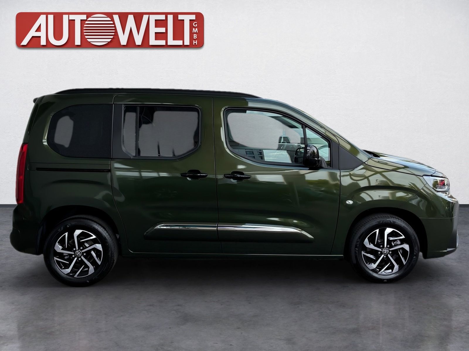 Fahrzeugabbildung Toyota Proace City Verso 1.2 L1 Teamplayer Kamera,LED