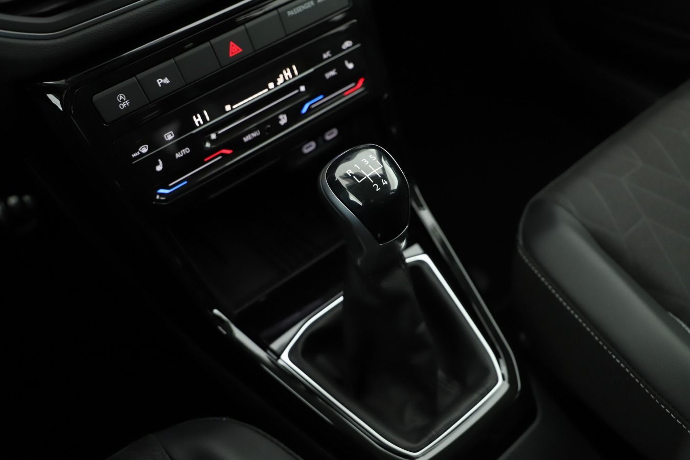 Volkswagen T-Cross - Bild 12