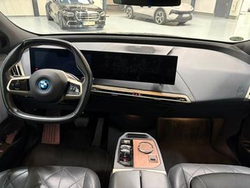 صورة 10 لـ 2021 BMW IX