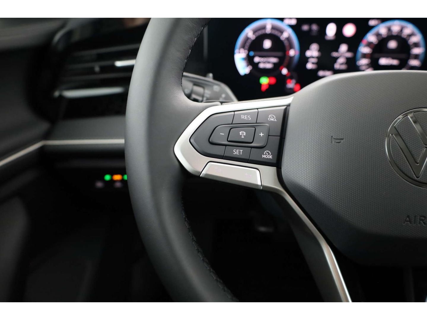 Volkswagen Passat - Bild 15