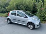 Peugeot 107 Filou Automatik - Peugeot 107 mit Benzin-Antrieb: Kleinwagen, Automatik, Klimaanlage