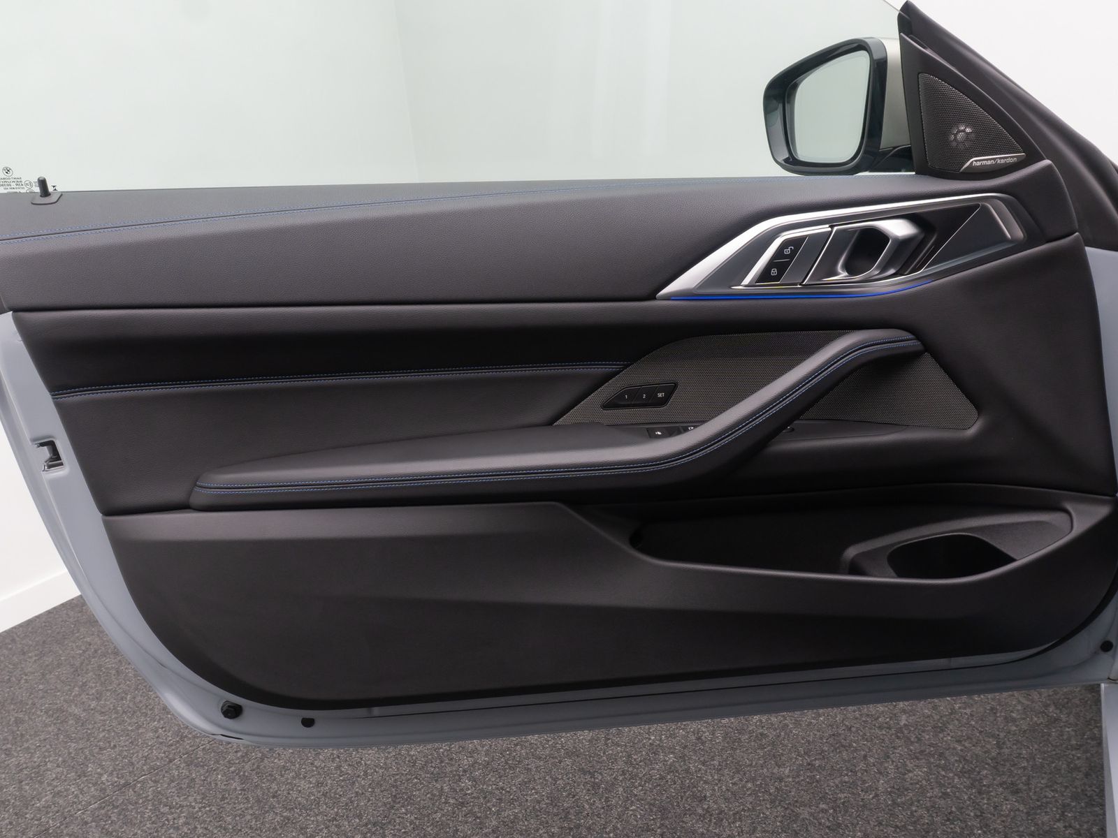 Fahrzeugabbildung BMW M440i Cabrio DAB H/K CockPitPro AHK Alarm 18Zoll