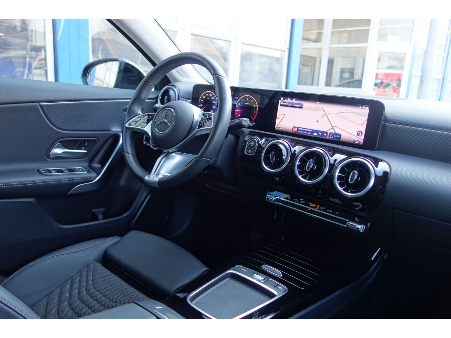 Mercedes-Benz A 180 Night-Paket Lenkradheizung Navi Digitales foto 13