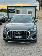 Audi Q3 2.0 TDI 150 CV S tronic advanced - Audi Q3 mit Diesel-Antrieb: Kombi