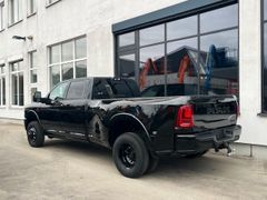 DODGE RAM 3500 Dually Crew Cab Limited 6.7TD HO