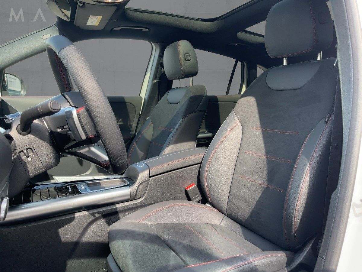Fahrzeugabbildung Mercedes-Benz GLA 200 d AMG/Night/Pano/Kamera/AHK