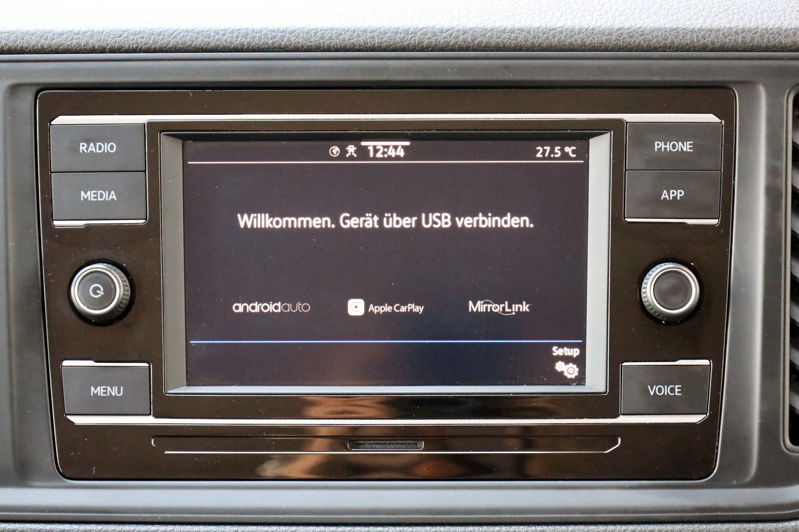 Fahrzeugabbildung Volkswagen Crafter Pritsche 35 DOKA lang 4M Massage,ACC,AHK