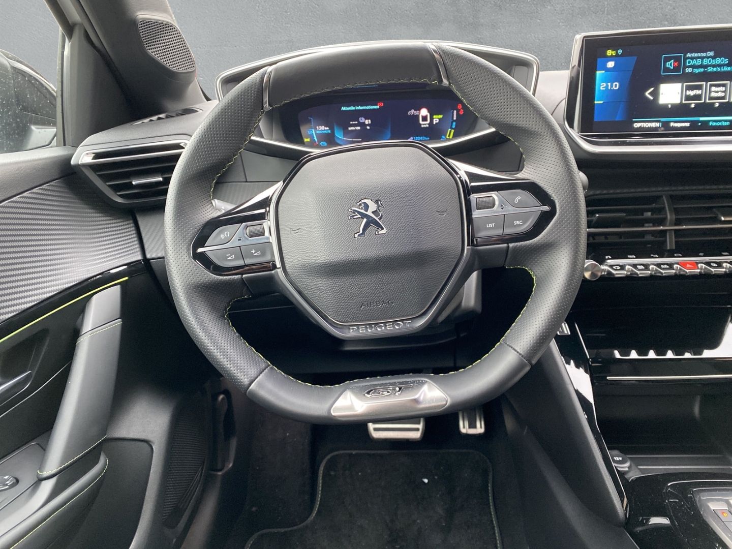 Fahrzeugabbildung Peugeot 208 e- GT Elektromotor 136*Navi*Sitzheizung*LED