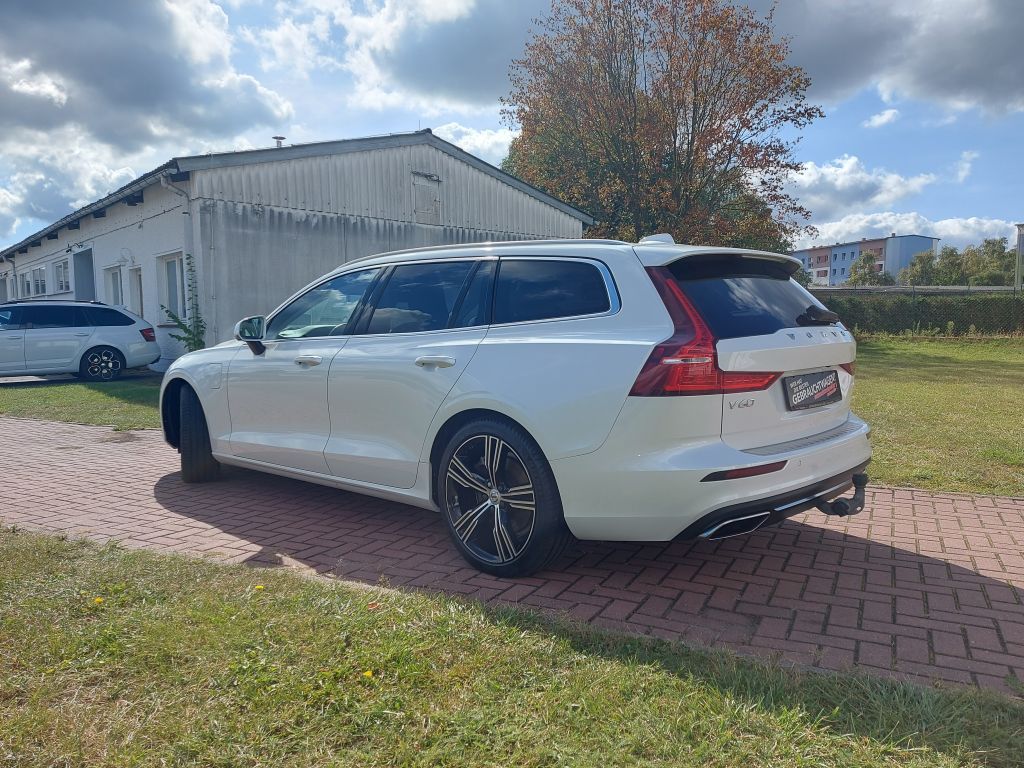 Fahrzeugabbildung Volvo V60 T8 AWD Inscription+Xenium-Pro+AHK+Harman+