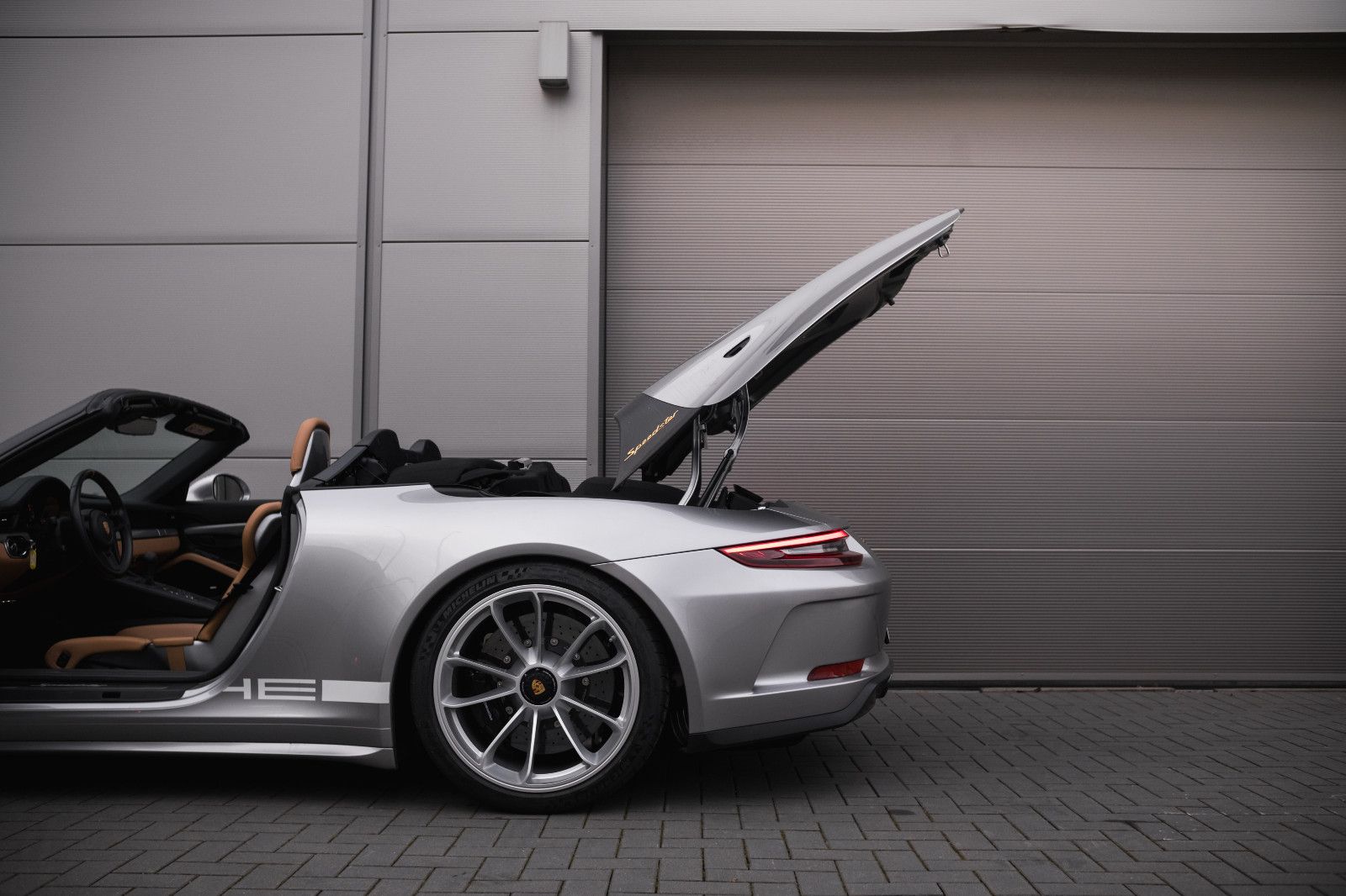 Fahrzeugabbildung Porsche 991/911 Speedster-Lift-BOSE-Kam.-90L-DAB-LED