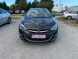Opel Astra J Sports Tourer Exklusiv - Opel Astra: Exklusiv