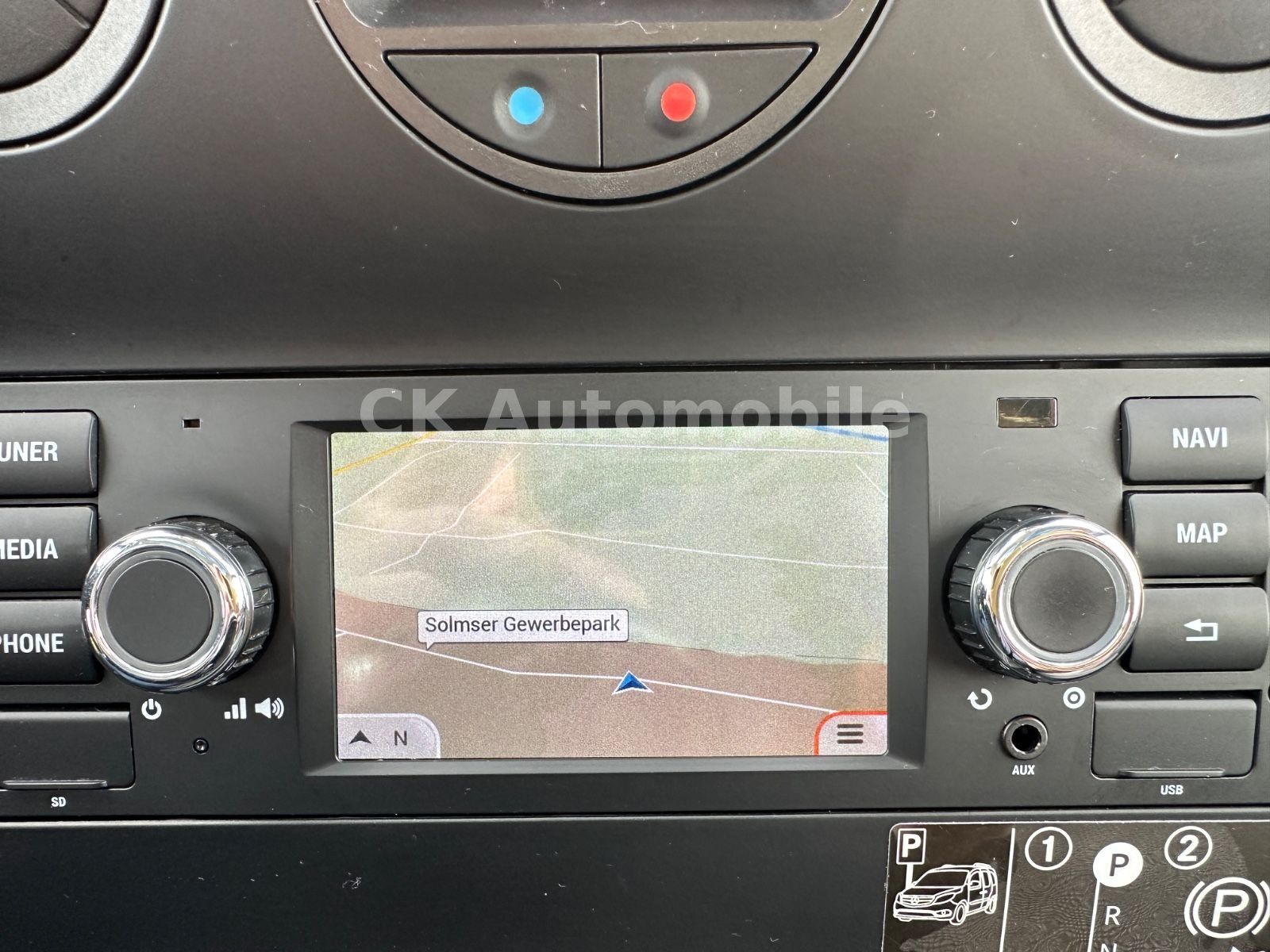 Fahrzeugabbildung Mercedes-Benz Citan Kombi 112 Lang Automatik/Navi/Pano/Kamera