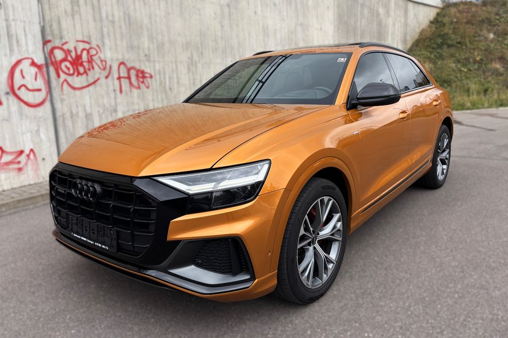 Image of Audi Q8