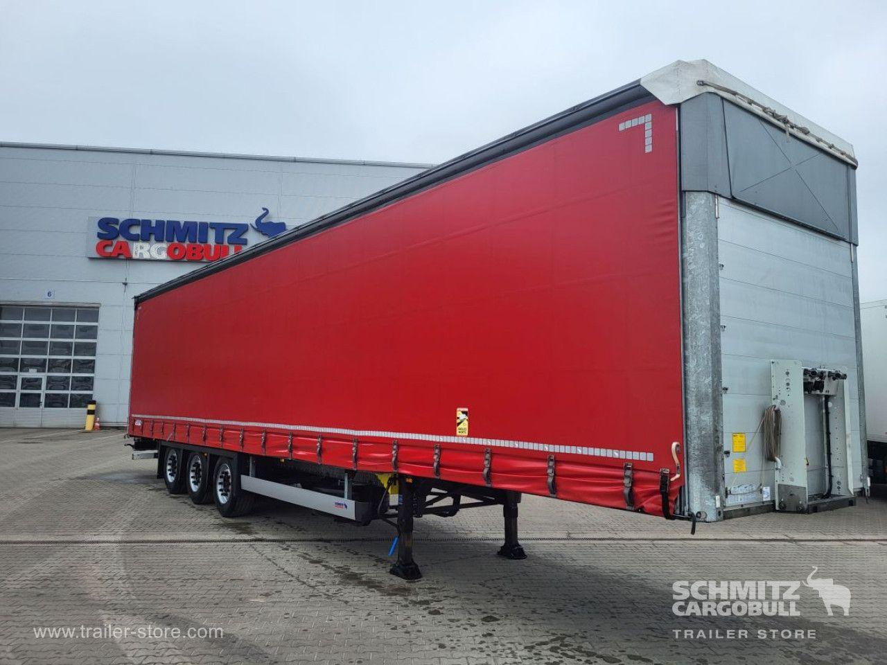 Schmitz Cargobull Semitrailer Curtainsider Mega