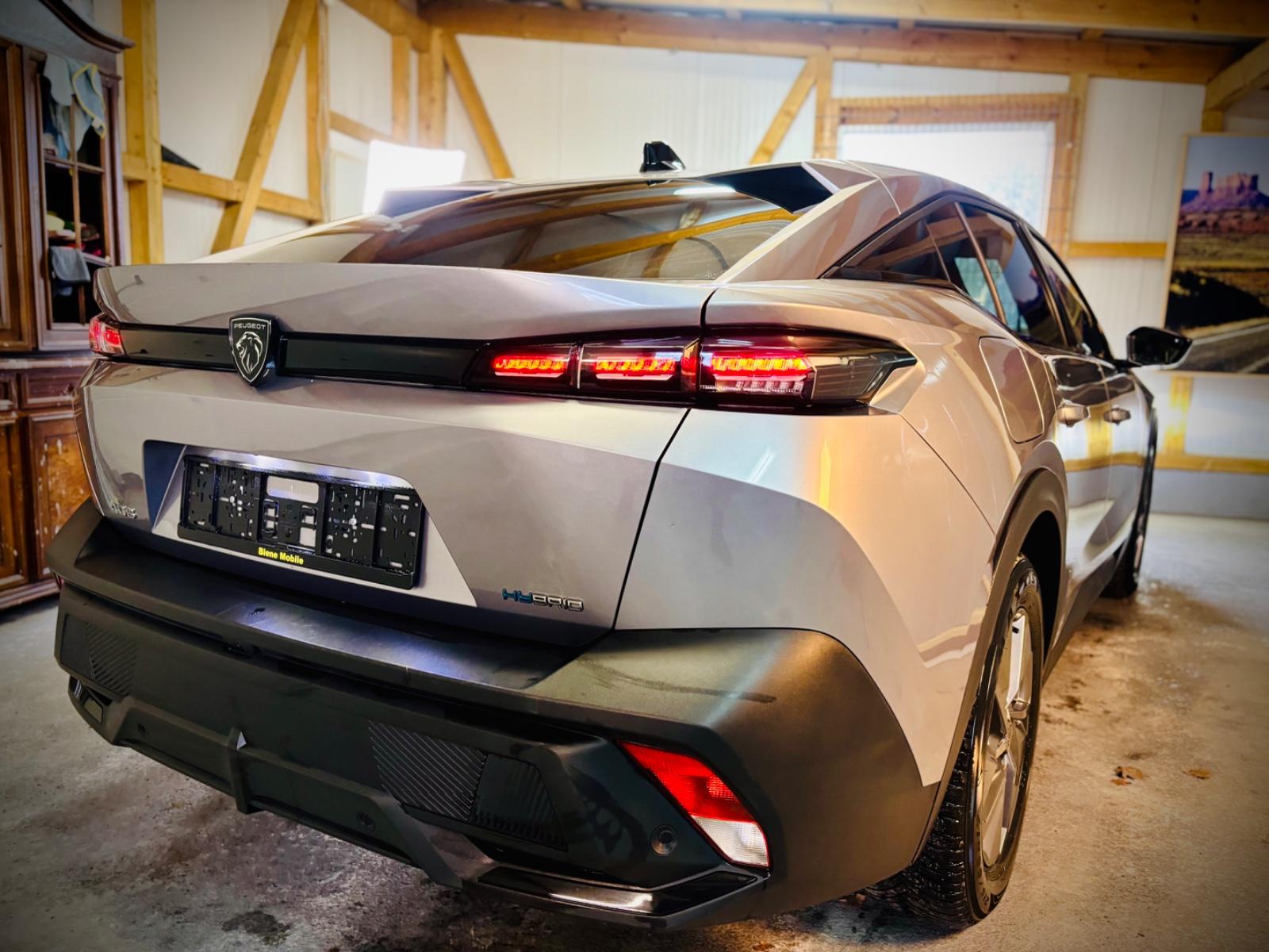 Peugeot 408 Hybrid 180 Allure/Navi/Shz/beh.Frontscheibe