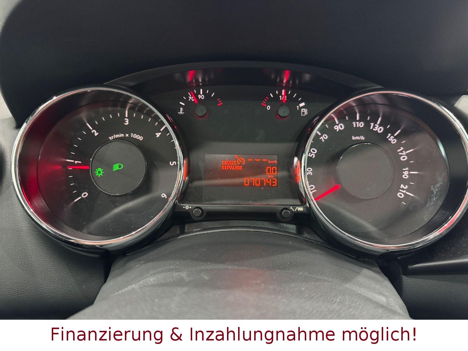 Peugeot 3008 2.0 HDi Premium *PANORAMA,SITZHEIZUNG!*