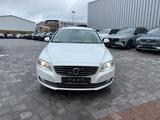 Volvo V70 D4 AWD +NAVI+XENON+LEDER+WR+SH+ECC+PDC - weiße Volvo V70
