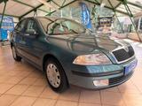 Skoda Octavia 1.6 Lim. Ambiente | AUTOMATIK | PDC | - Skoda Octavia mit Benzin-Antrieb: Limousine, 1.6