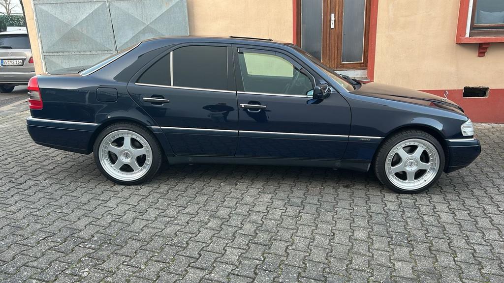 Mercedes-Benz C 280