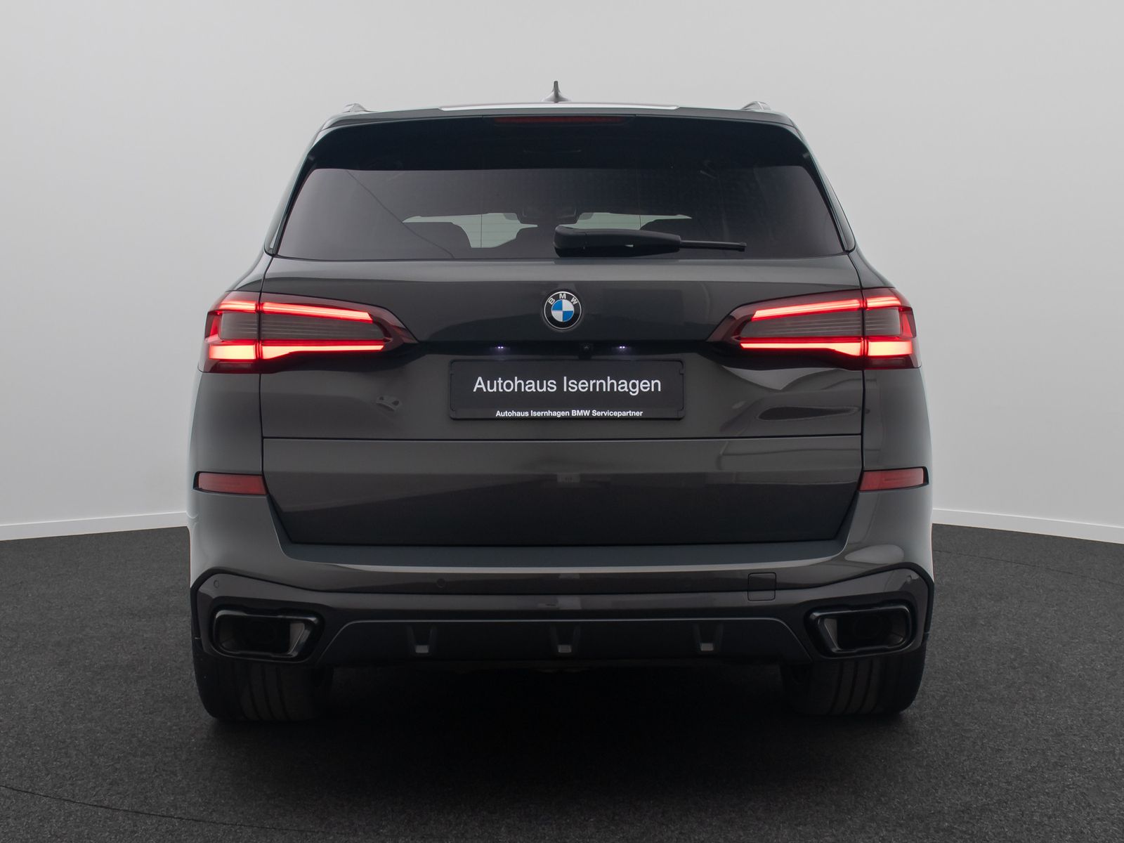 Fahrzeugabbildung BMW X5 xD40d M Sport 360&deg; HUD H/K DAB Massage 22Zoll