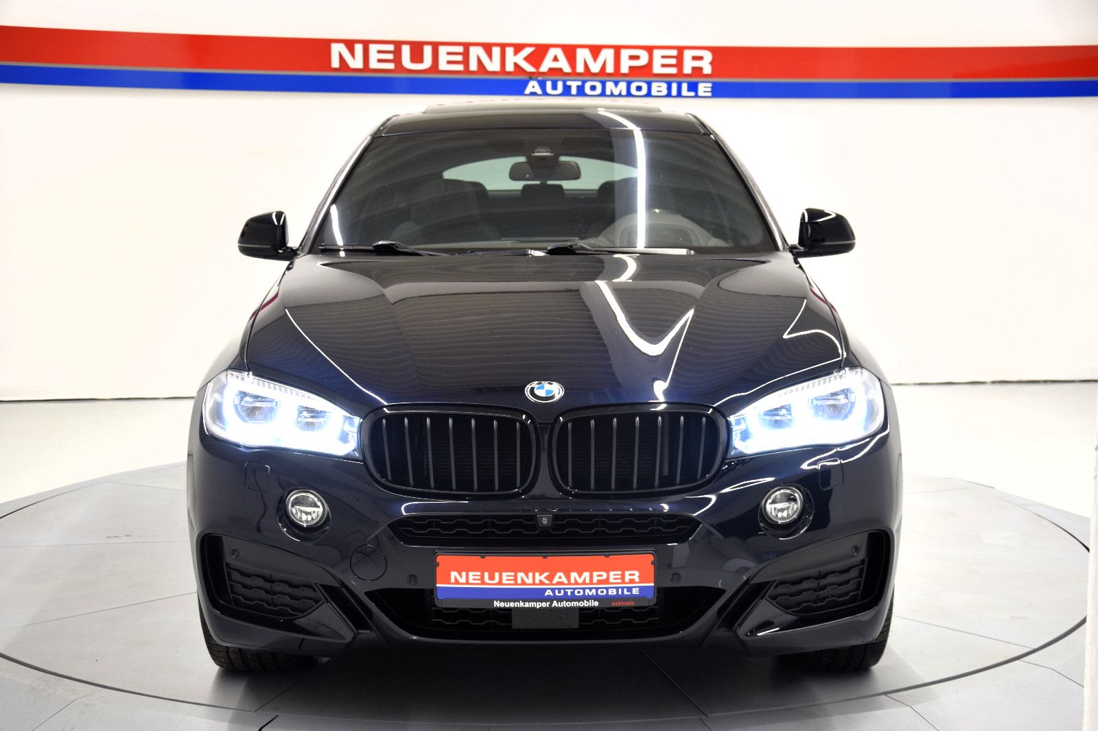 Fahrzeugabbildung BMW X6 xDrive 30d M Sport Pano Sitzlüft ACC HuD h/k