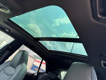2025 AUDI RSQ8 — миниатюра 19