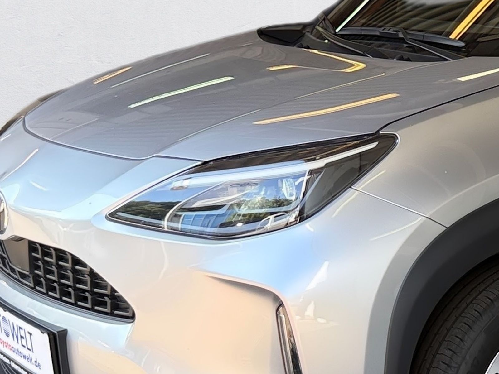 Fahrzeugabbildung Toyota Yaris Cross 1.5 Hybrid Teamplayer KlimaA,LED,SHZ