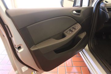 Fahrzeugabbildung Renault Clio TCe 90 Intens *Winter-Paket*