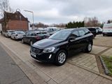 Volvo XC60 Momentum 2WD*NAVI*LEDER*PDC*WINTER-PAKET* - Volvo XC60: Schwarz
